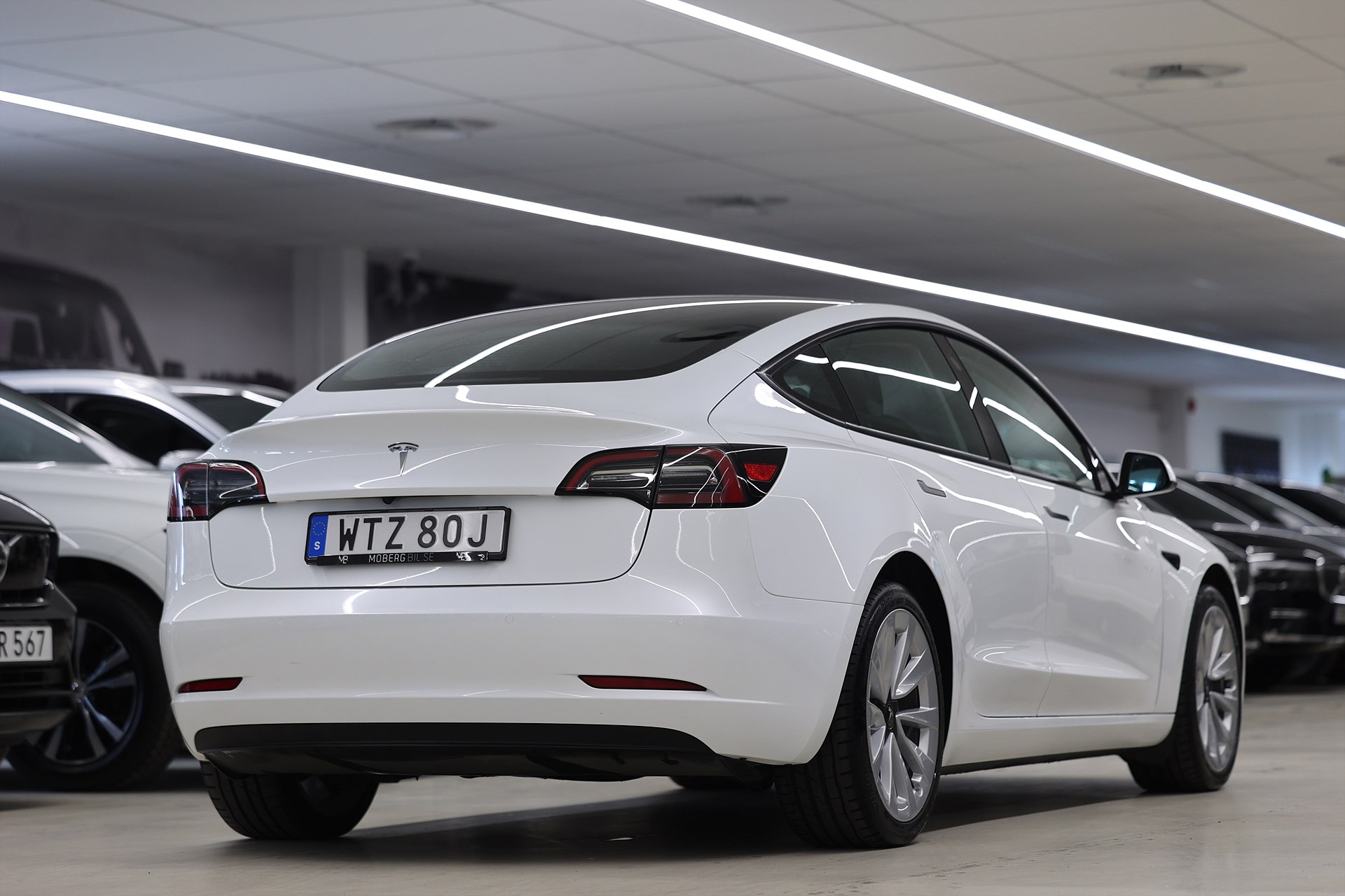 Tesla Model 3 Standard Range 283hk Pano Läder Navi B-Kamera Keyless