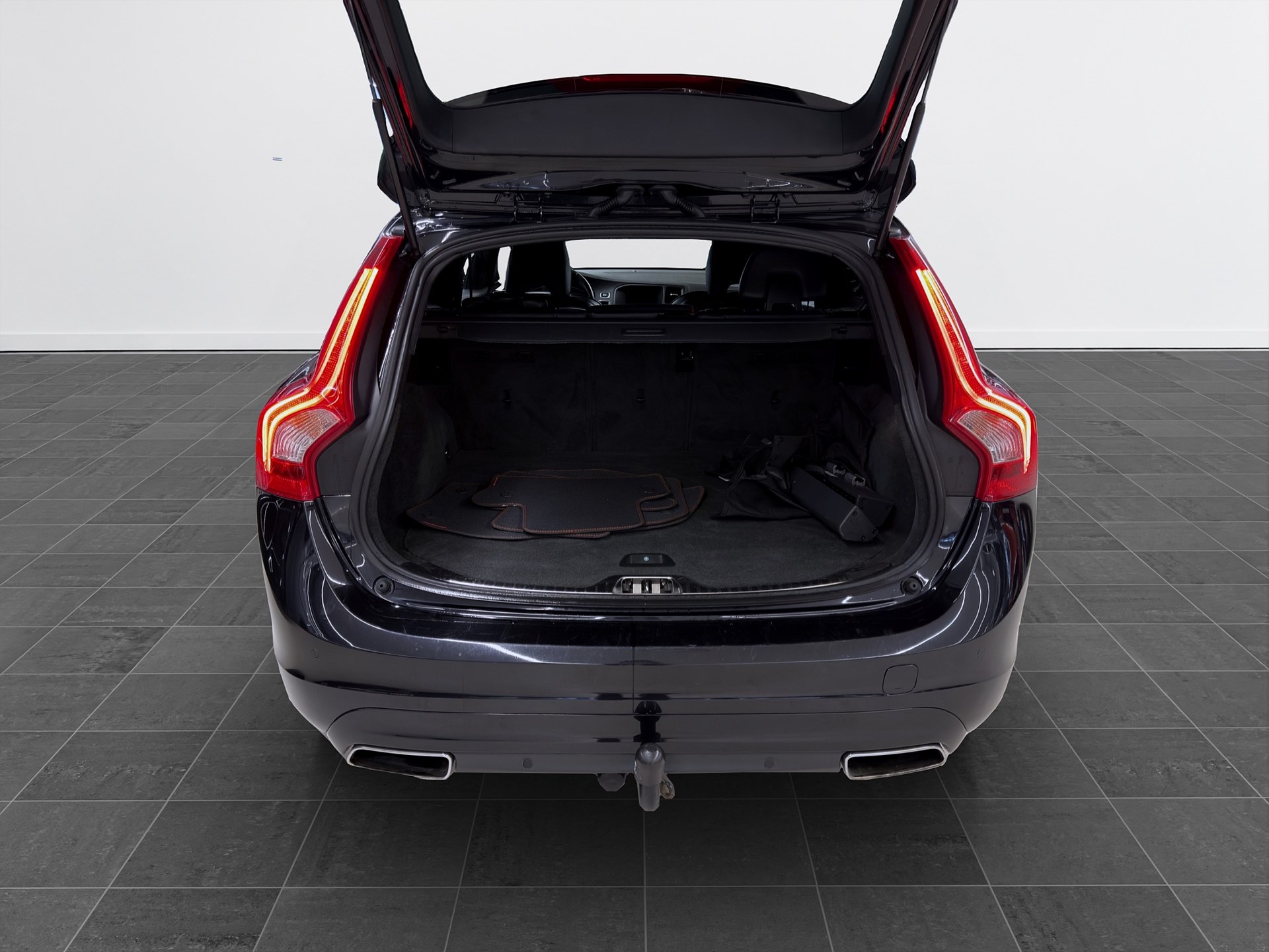 Volvo V60 D4 181hk Ocean Race Business Edt Drag
