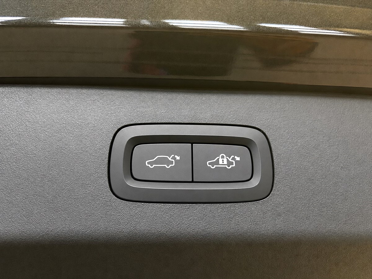 Lynk & Co 01 PHEV DCT, 261hk, 2022