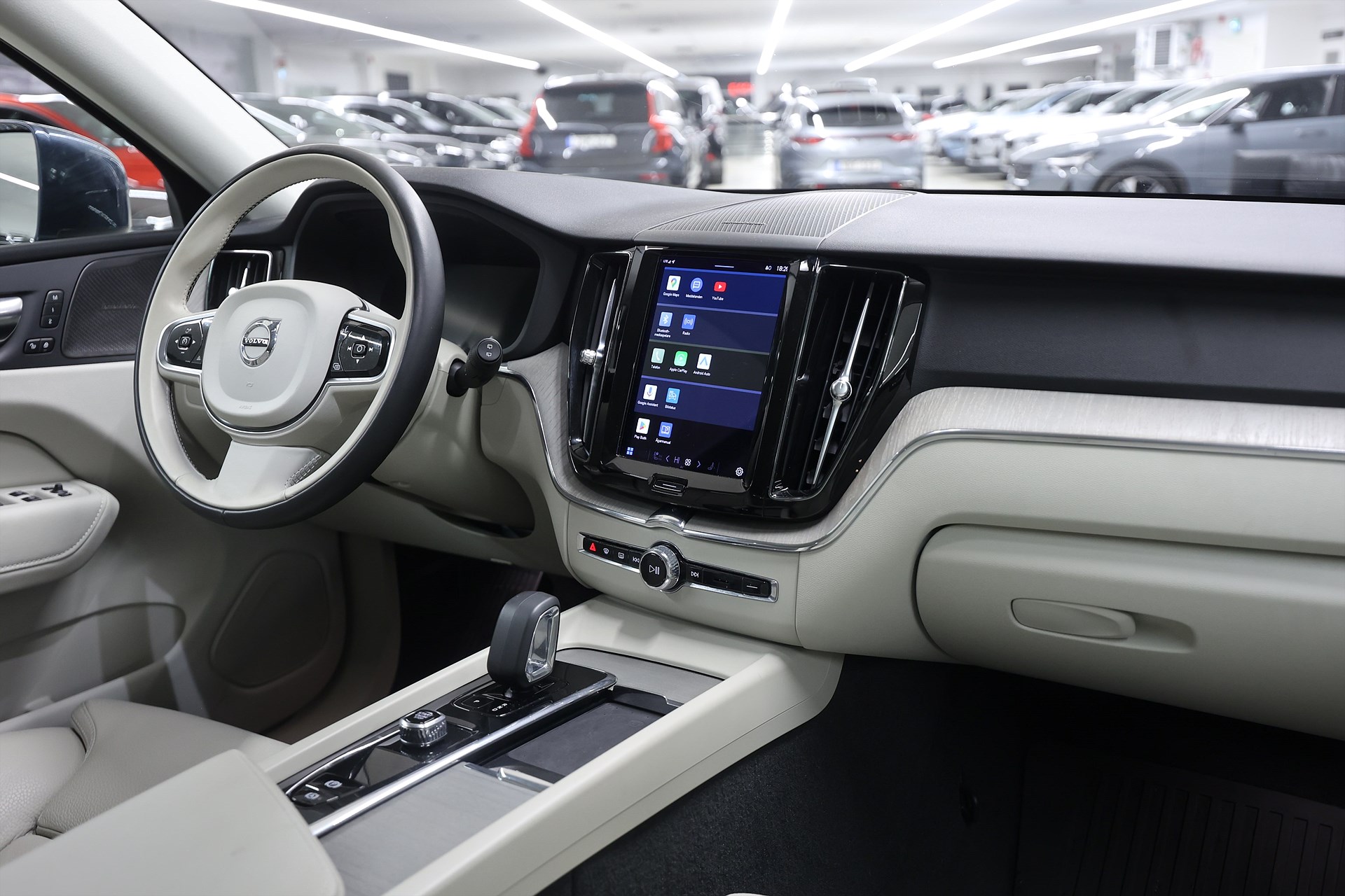 Volvo XC60 Recharge T6 AWD 350hk *Kampanj!* Core Pano H/K 360° Läder