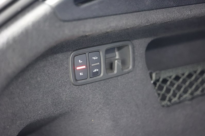 Audi Q8 50 TDI 286hk Q S-Line B&O 360-Kamera Pano Värmare Luftfjädring