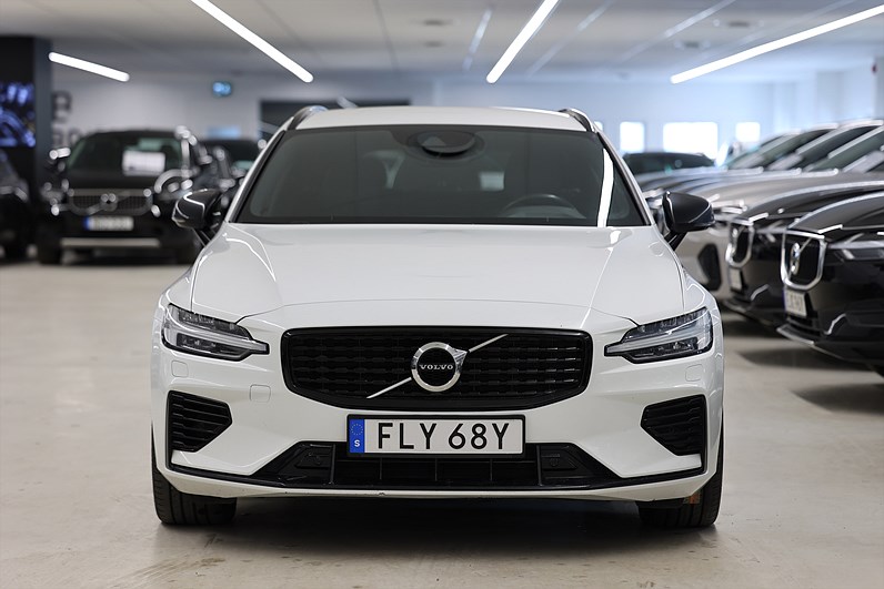 Volvo V60 T6 AWD TwEn 340hk R Design B-Kamera VOC Keyless