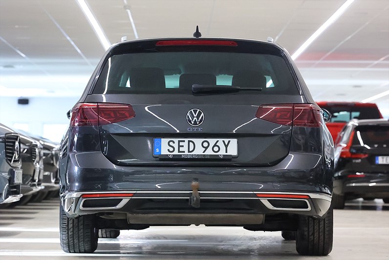 Volkswagen Passat Sportscombi GTE 218hk Dynaudio Värmare Drag