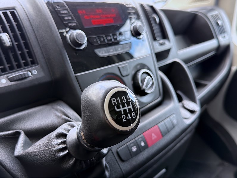 Peugeot Boxer 2.0 BlueHDi 130hk Volymskåp BG-Lyft MOMS