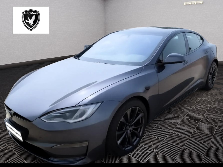 TESLA MODEL S LONG RANGE 687HK JOKE
