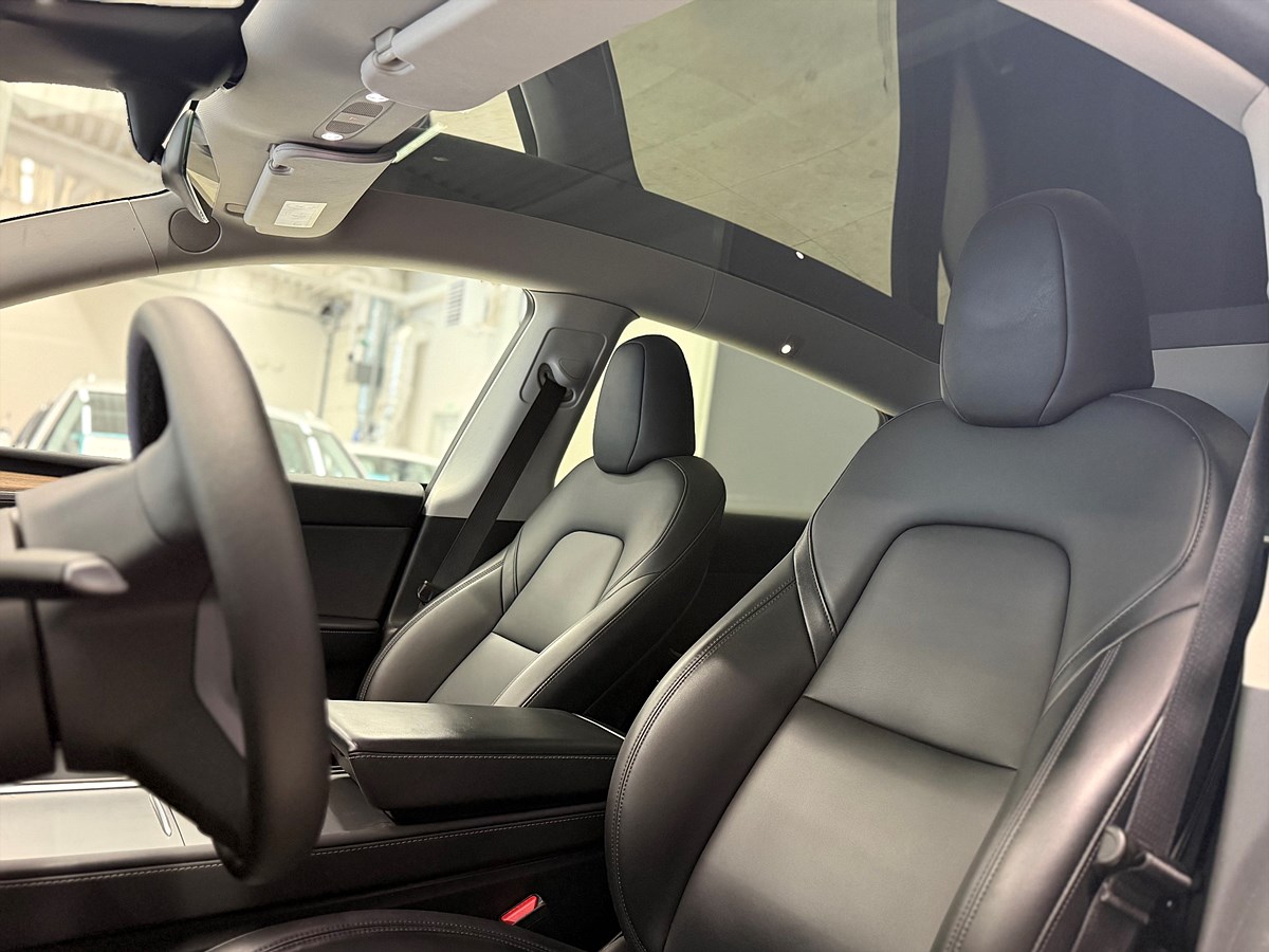 Tesla Model Y – bild 12