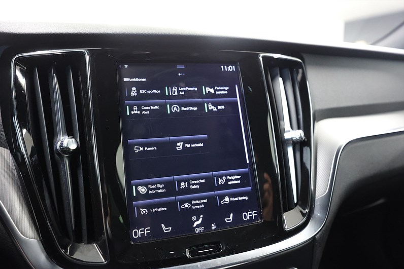 Volvo V60 T5 250hk R-Design Läder Keyless Värmare B-Kamera