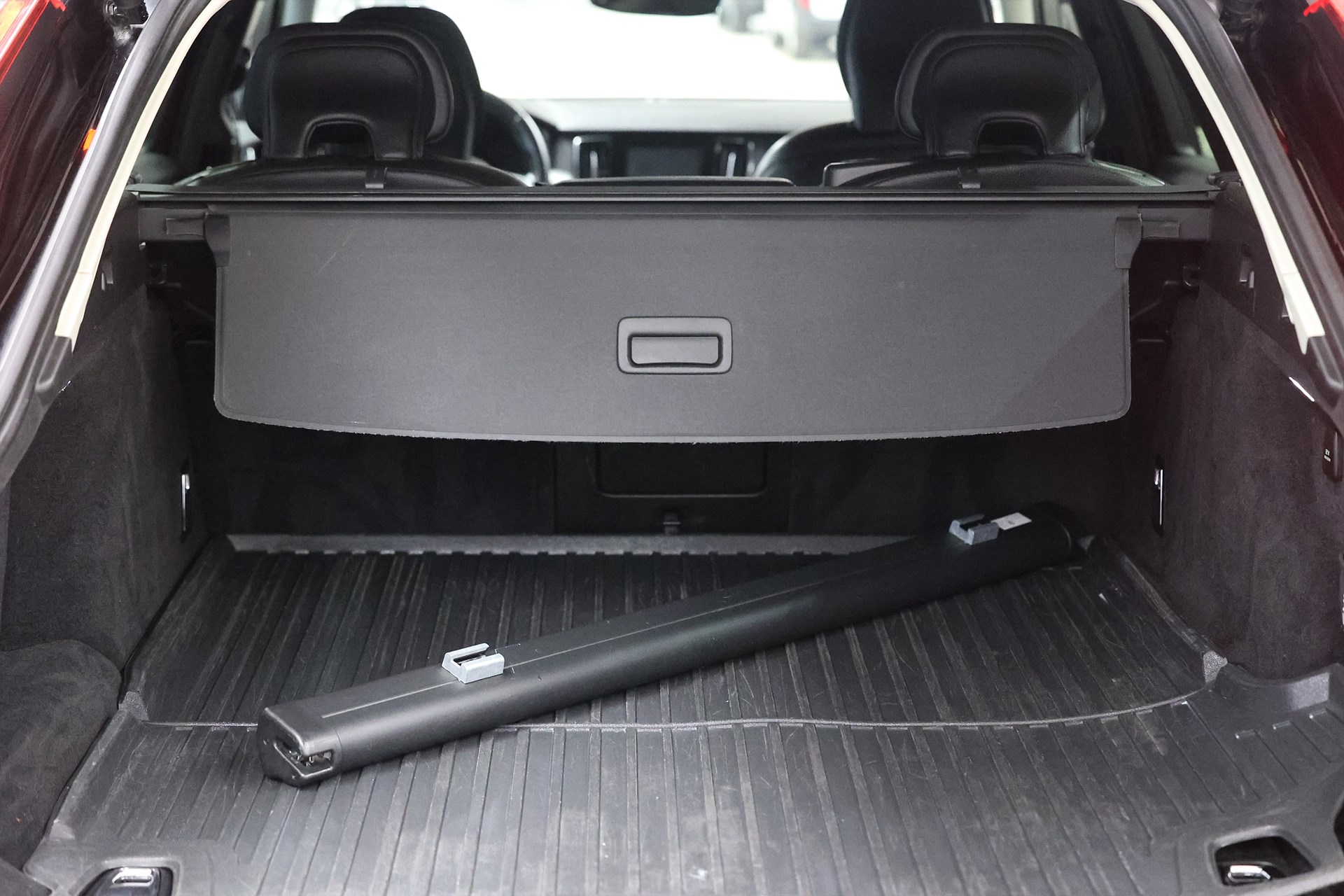 Volvo V90 Cross Country D4 AWD 190hk Momentum HUD H/K