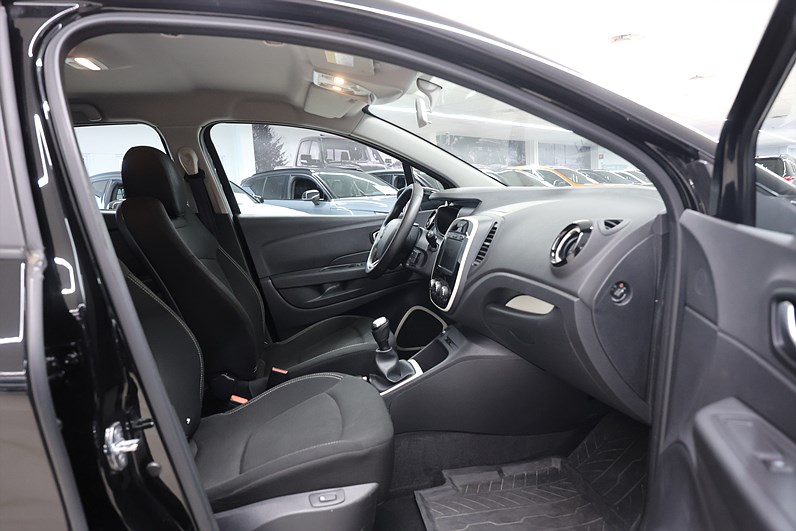 Renault Captur 0.9 TCe 90hk *Hjulkampanj!* Zen Keyless PDC