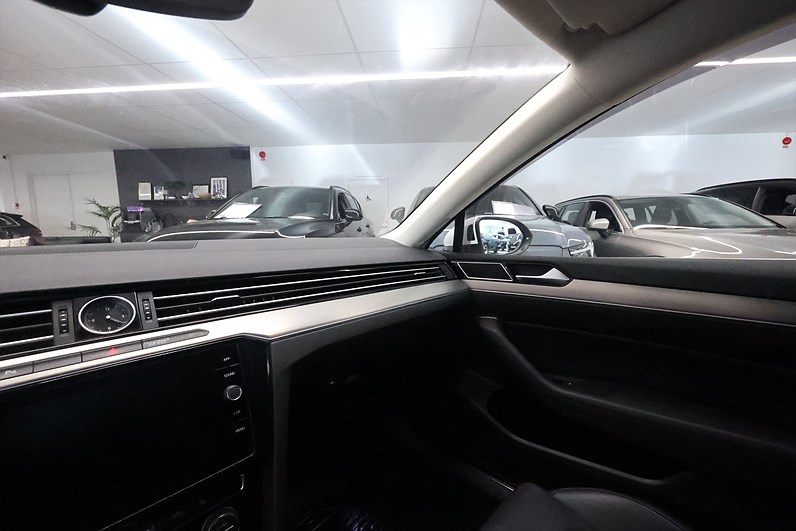 Volkswagen Passat SC 2.0 TDI 4M 190hk R Line Executive Nappa