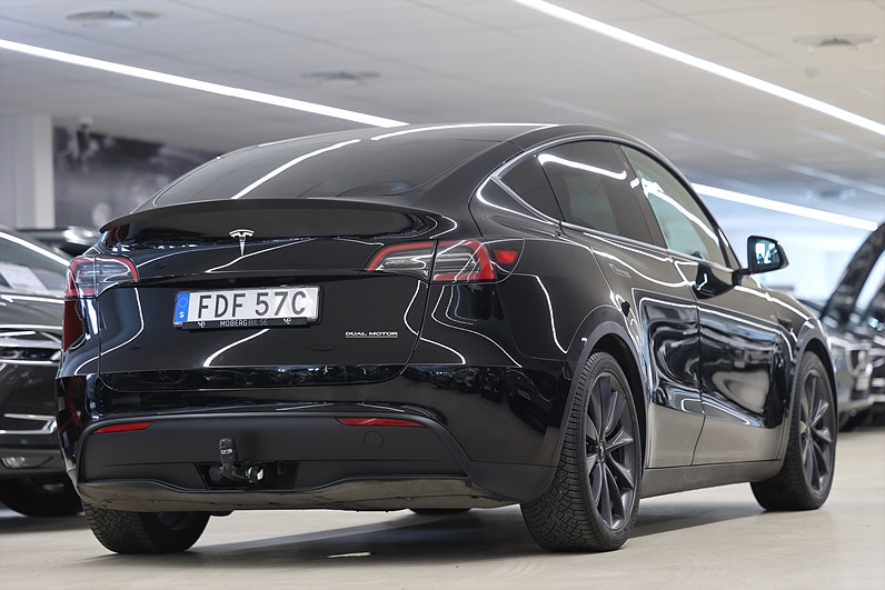 Tesla Model Y Performance 534hk Pano Navi Läder