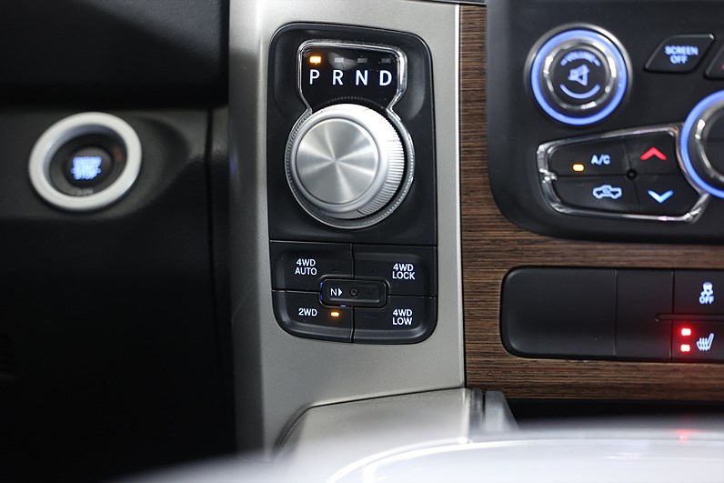 Dodge RAM 5.7 V8 4WD 401hk *Hjulkampanj!* Laramie RamBox MOMS