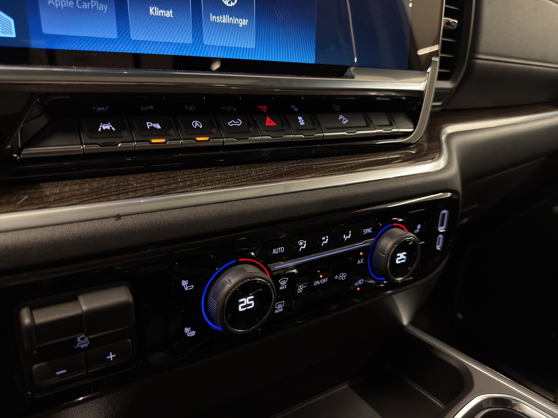 Chevrolet Silverado 1500 Trail Boss 6.2 V8 Z71 CNG Årsskatt 2010kr