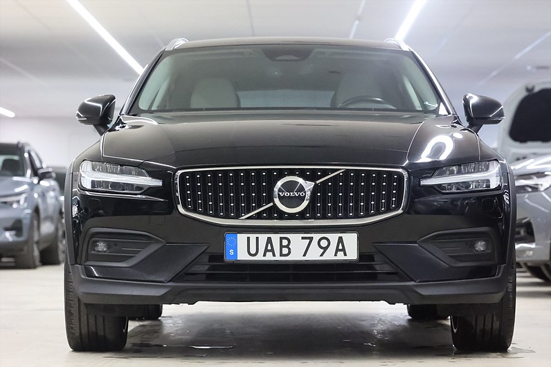 Volvo V60 Cross Country B4 197hk Plus Läder B-Kamera Navi Drag