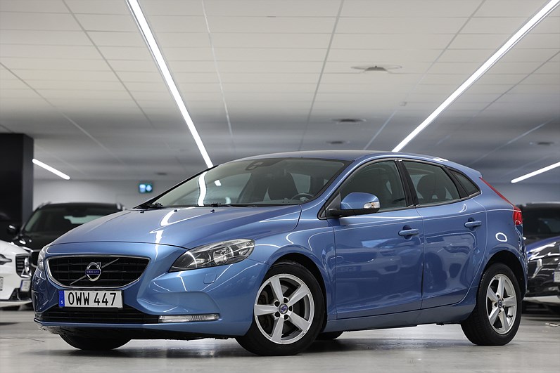Volvo V40 D2 120hk *Hjulkampanj!* Kinetic Värmare PDC Farth