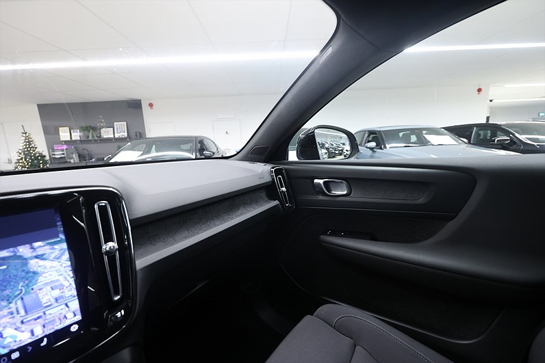 Volvo C40 Recharge Twin motor *Hjulkampanj!* Core Pano Drag