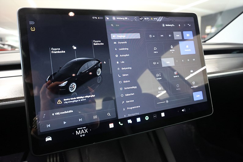 Tesla Model 3 Performance 513hk Pano AWD Navi PDC