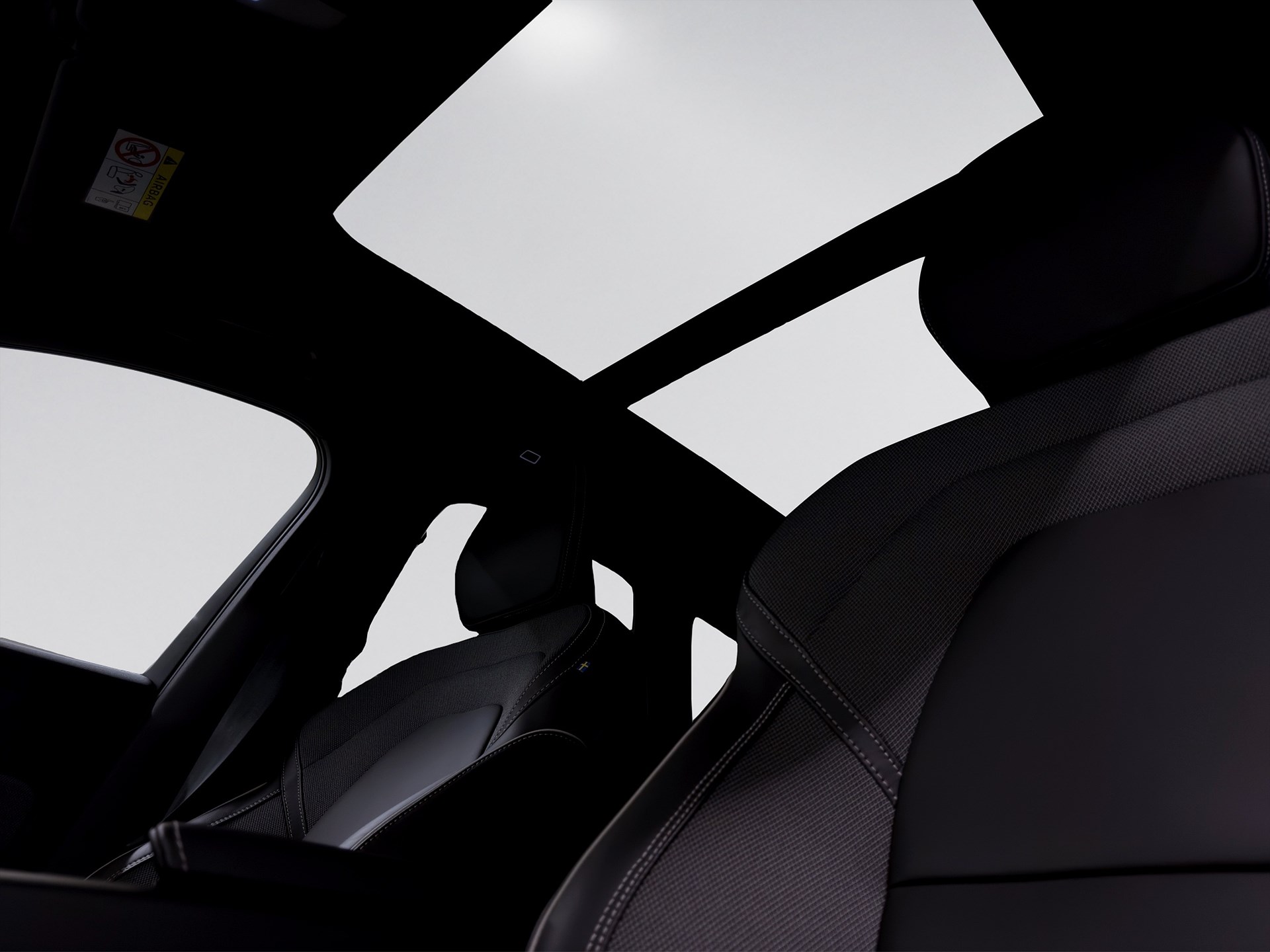 Volvo XC60 Recharge T6 AWD 350hk Plus Black Nordic Edt. Pano H/K Drag