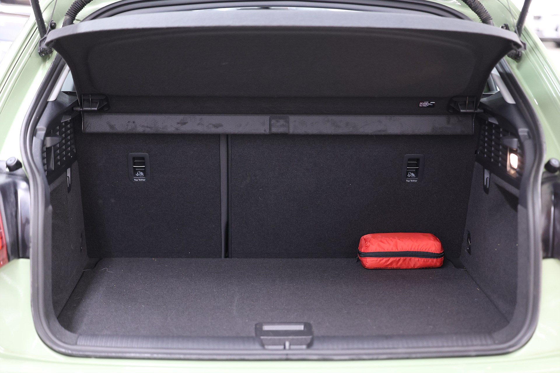 Audi Q2 30 TFSI 110hk *Hjulkampanj!* Proline PDC LED Farth MOMS