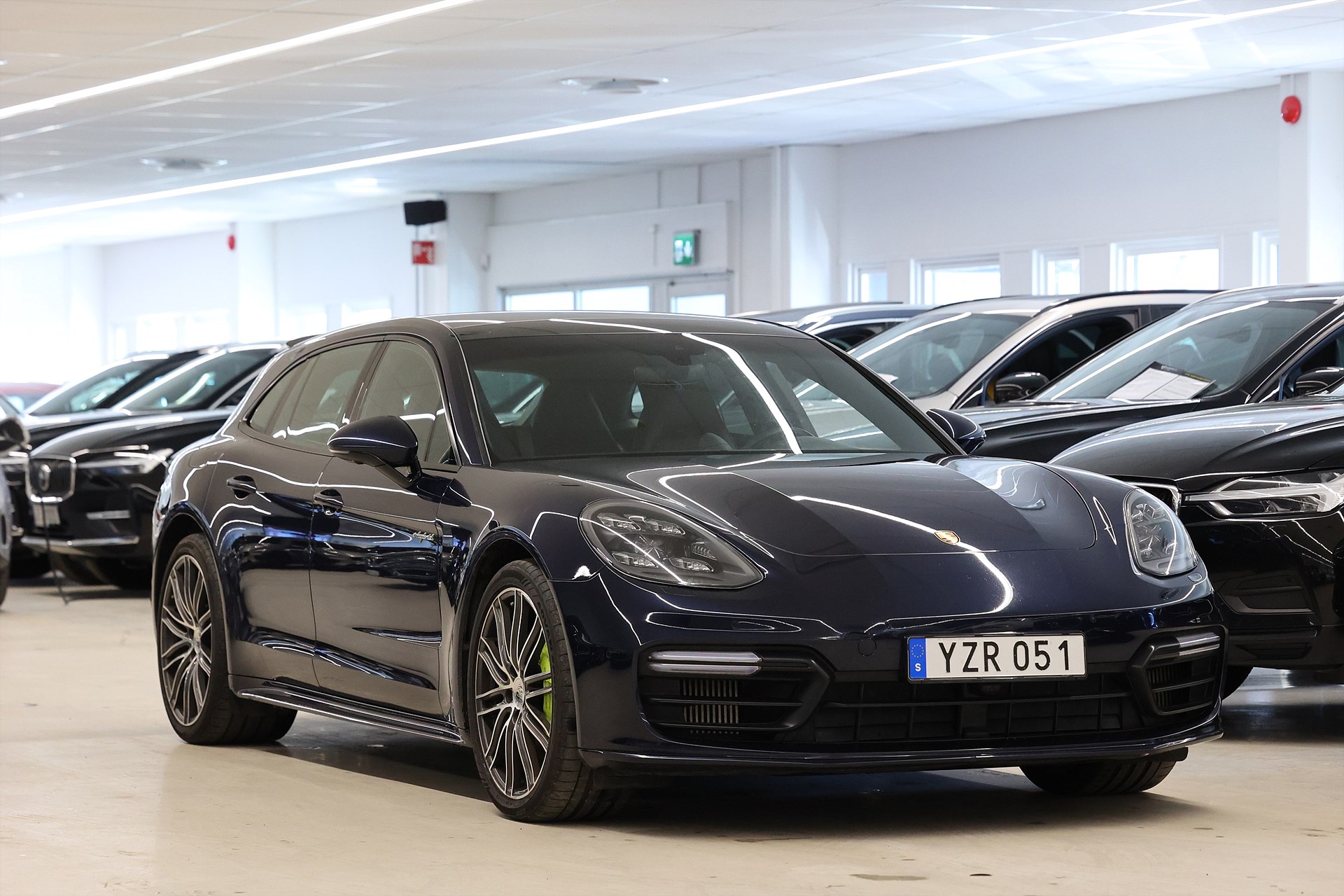 Porsche Panamera 4 E-Hybrid Sport Turismo SportDesign Pkt Pano 360-Kam