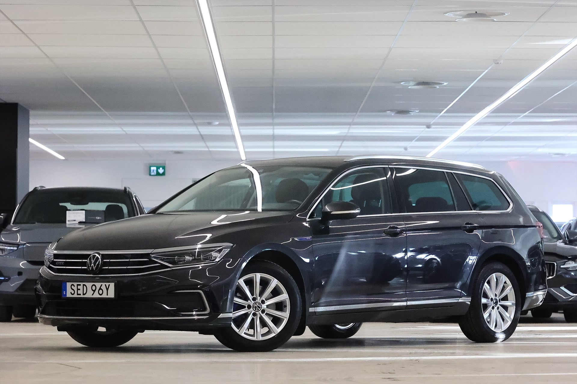 Volkswagen Passat Sportscombi GTE 218hk Dynaudio Värmare Drag