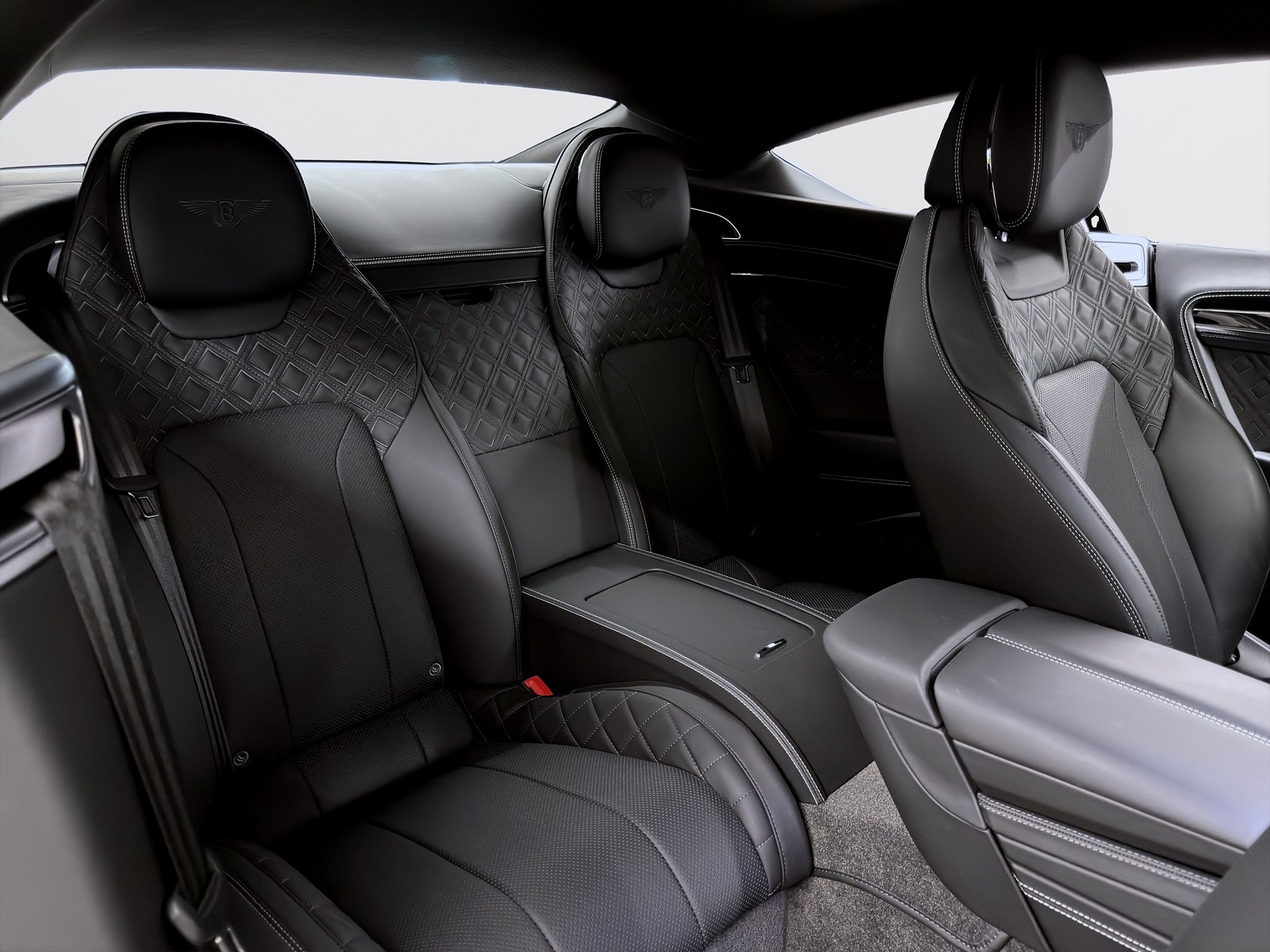 Bentley Continental GT 6.0 W12 635hk Mulliner Sv-såld