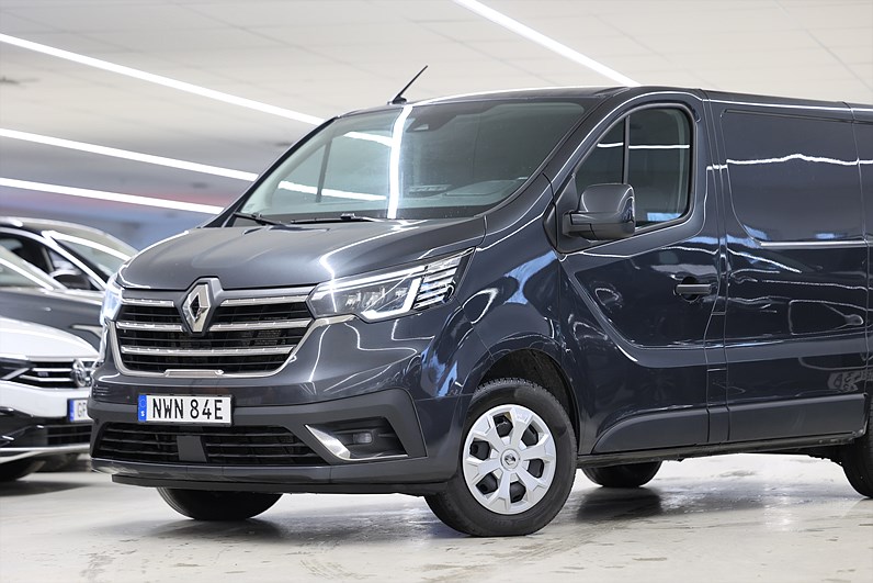 Renault Trafic 2.0 dCi EDC 150hk L2 Drag Värmare B kamera PDC MOMS