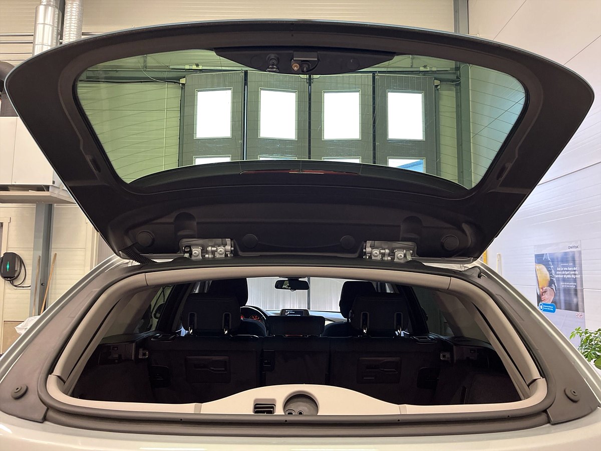 BMW 320d xDrive Touring Steptronic, 184hk, 2014