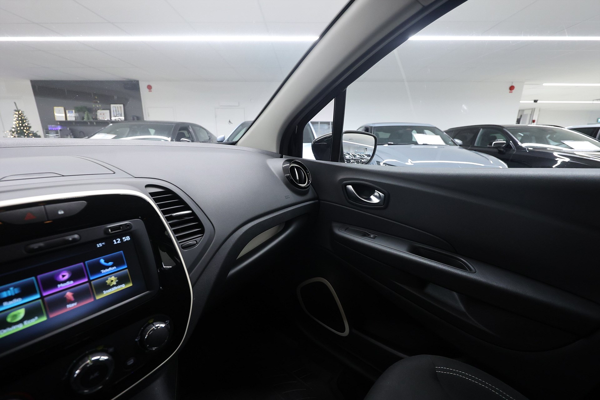 Renault Captur 0.9 TCe 90hk *Hjulkampanj!* Zen Keyless PDC