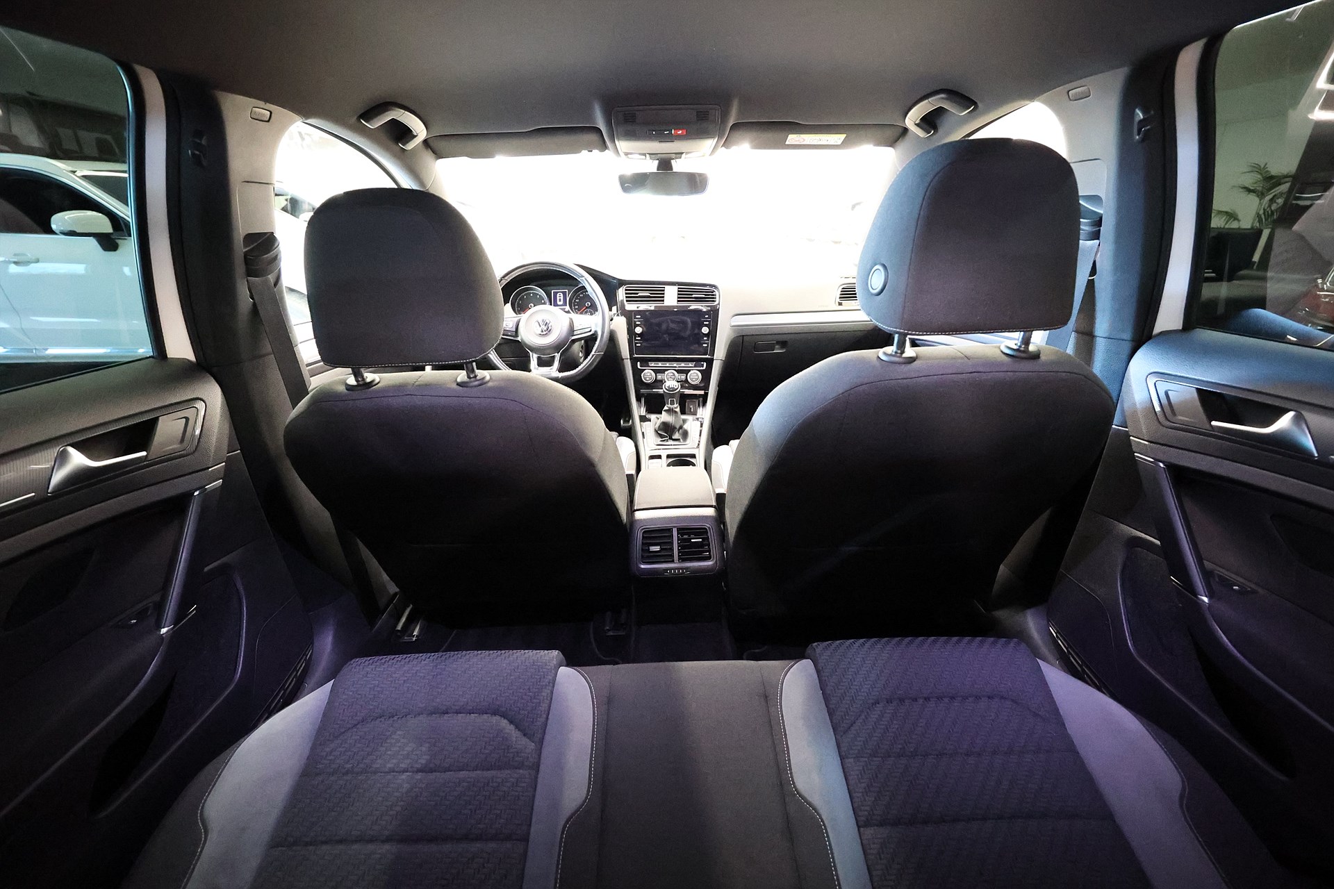 Volkswagen Golf 5-dörrar 1.5 TSI 150hk R Line CarPlay PDC