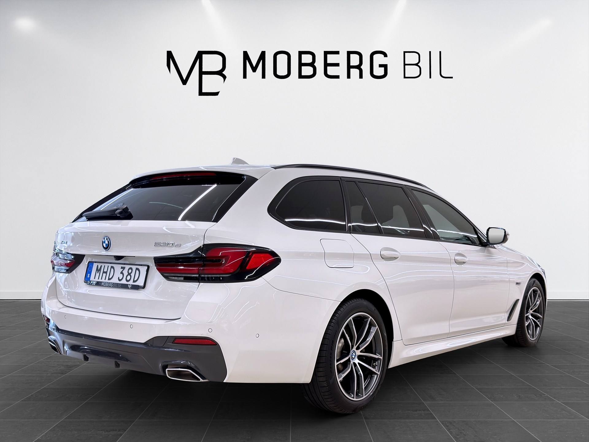 BMW 530e xDrive Touring 292hk M sport Läder B-Kamera