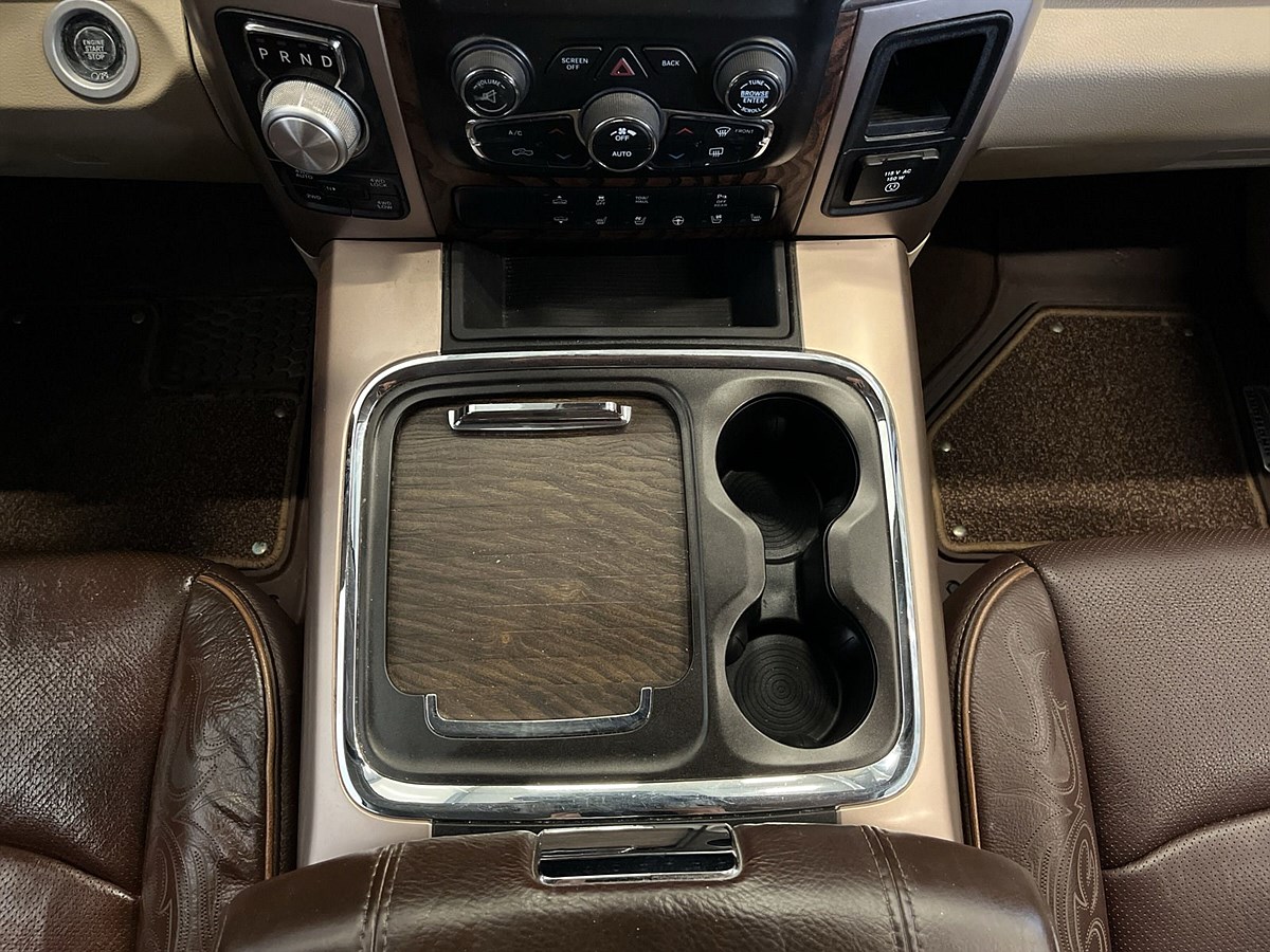 RAM 1500 Crew Cab 5.7 V8 HEMI 4x4 LONGHORN TorqueFlite Euro 6