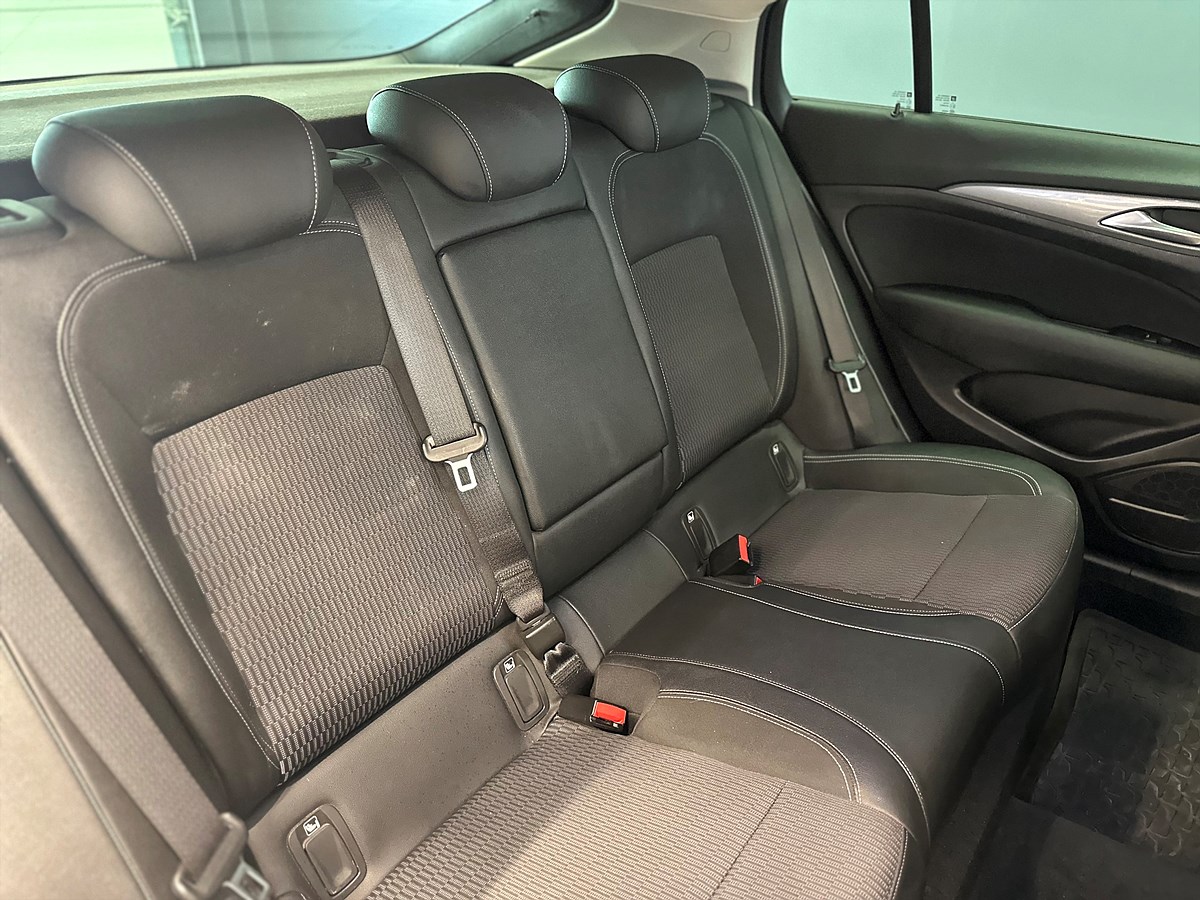 Opel Insignia – bild 17