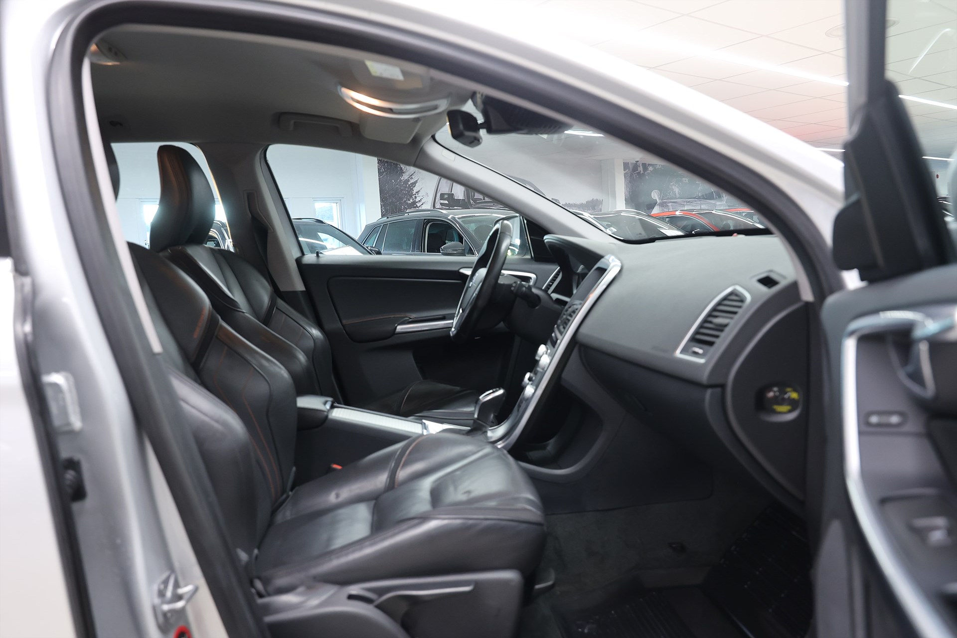 Volvo XC60 D4 190hk Ocean Race Navi Värmare Skinn