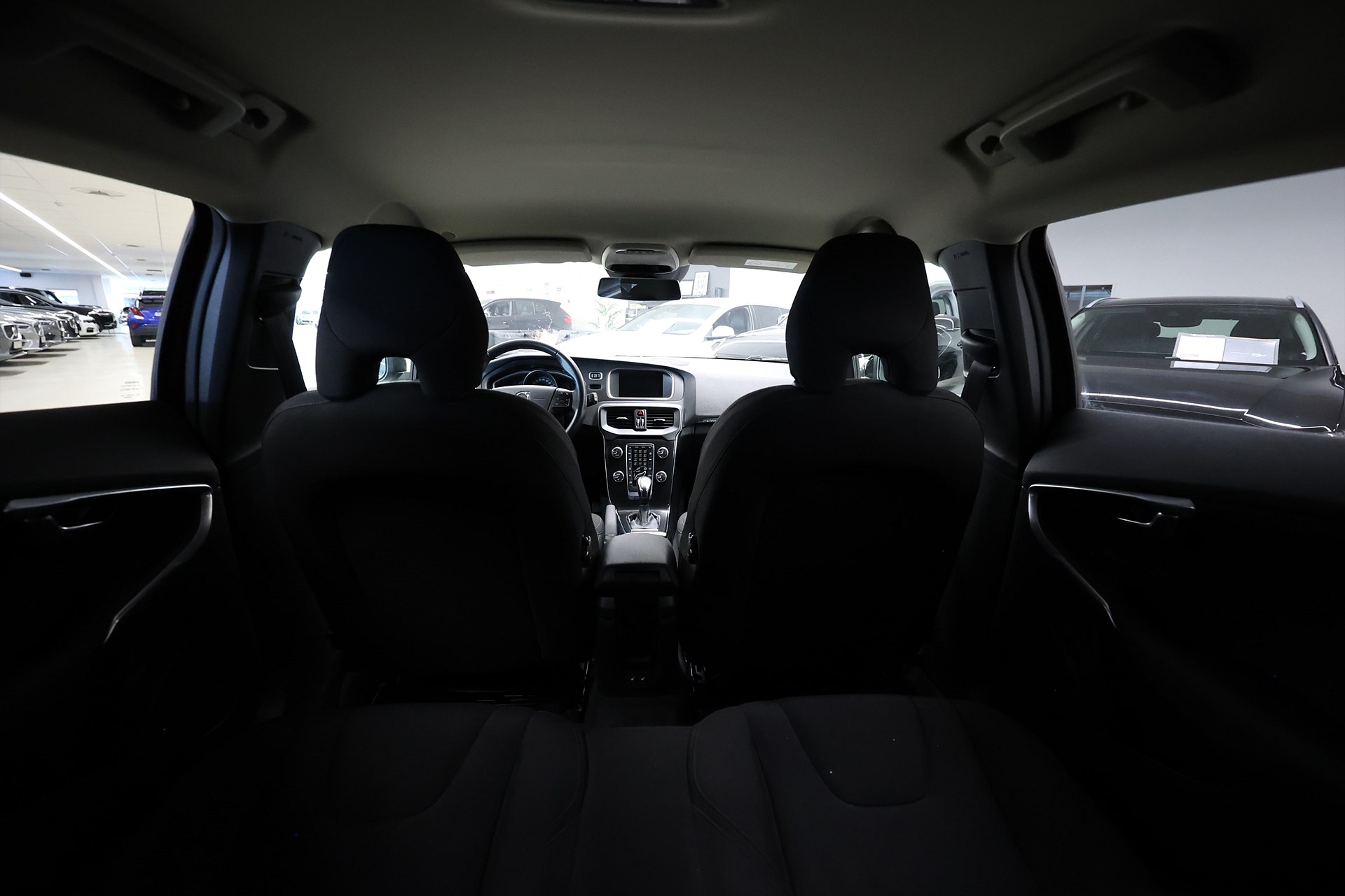 Volvo V40 Cross Country T3 152hk Kinetic H/K Värmare LED