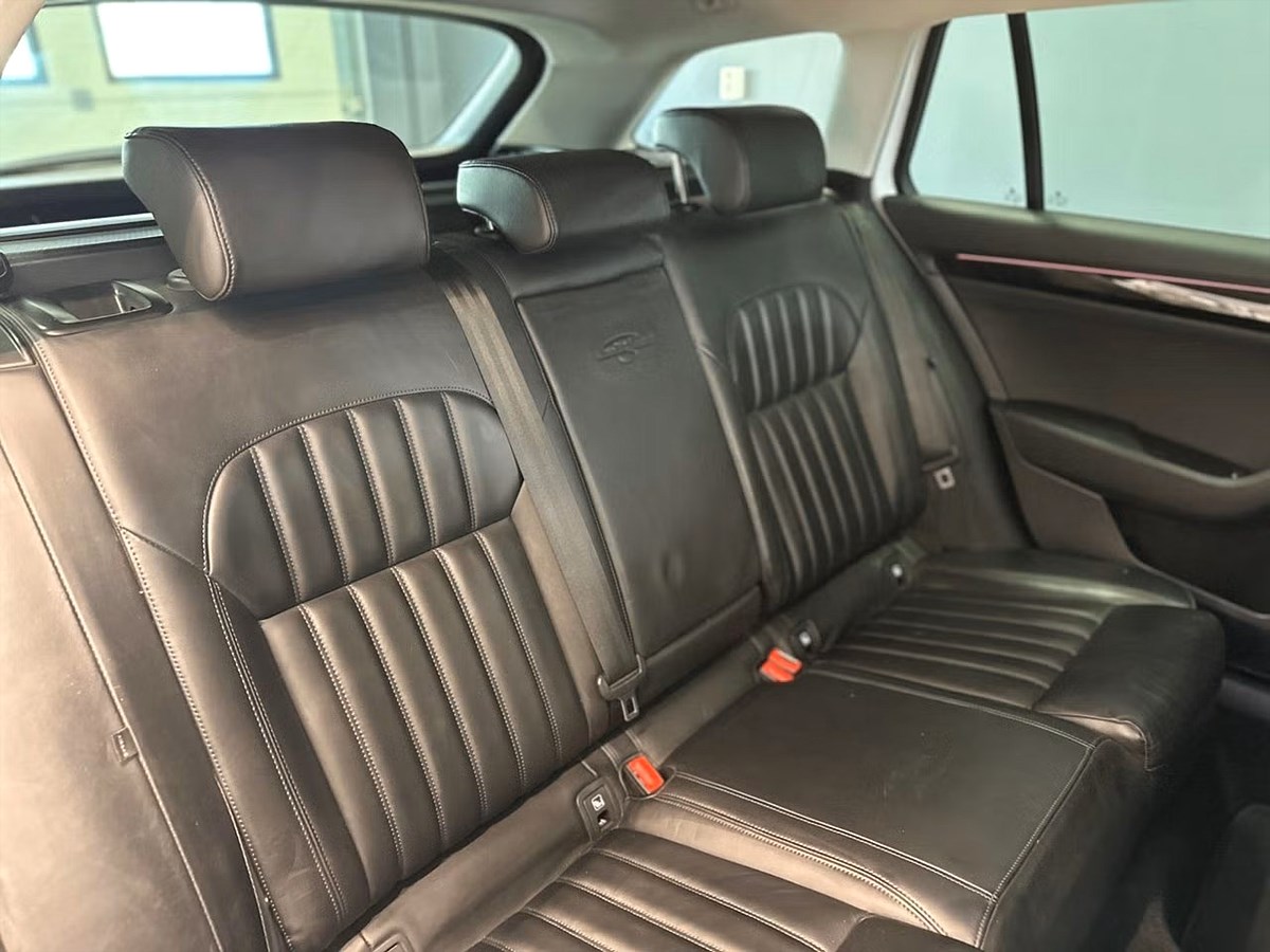 Skoda Superb – bild 21