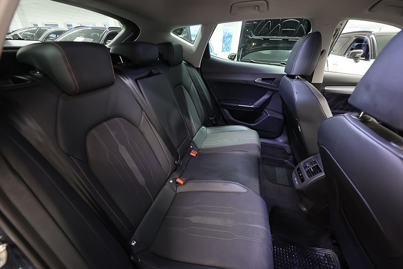 CUPRA Formentor 1.5 TSI 150hk Chrome Paket Keyless Carplay