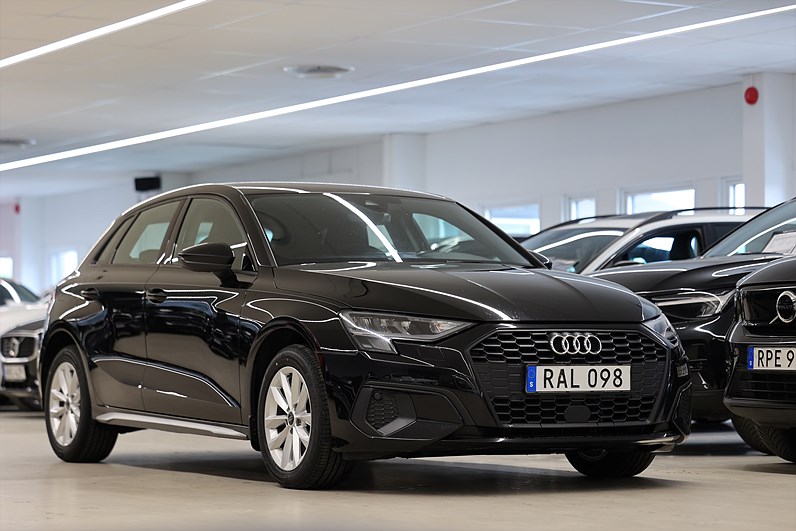Audi A3 Sportback 35 TFSI 150hk Comfort PDC LED Cockpit