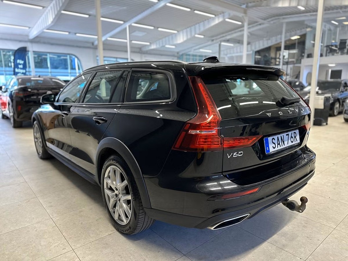 Volvo V60 Cross Country – bild 4