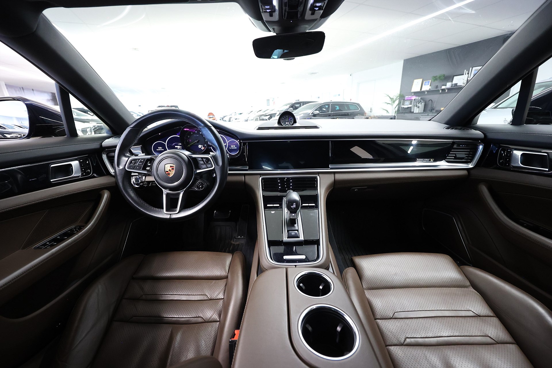 Porsche Panamera 4 E-Hybrid Sport Turismo SportDesign Pkt Pano 360-Kam