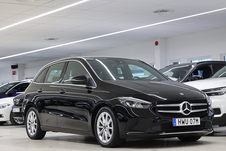 Mercedes-Benz B 180 136hk *Hjulkampanj!* Drag B-kamera Navi
