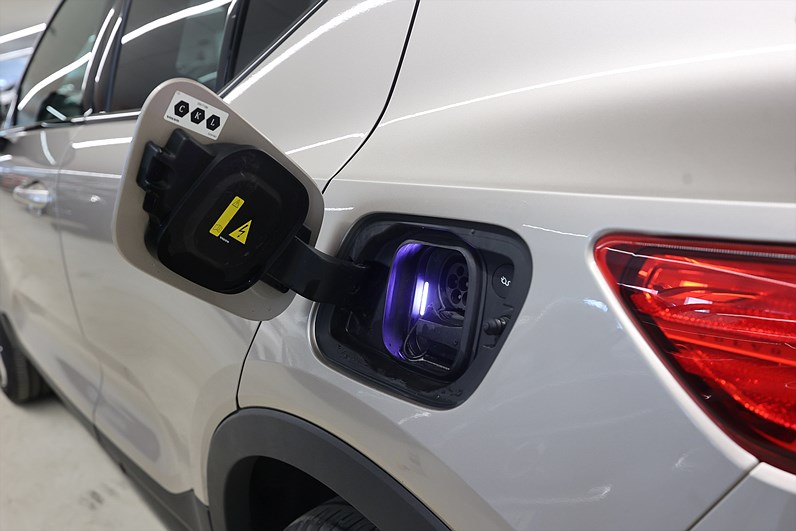 Volvo XC40 Recharge Single Motor 231hk Plus Keyless B-kamera Drag