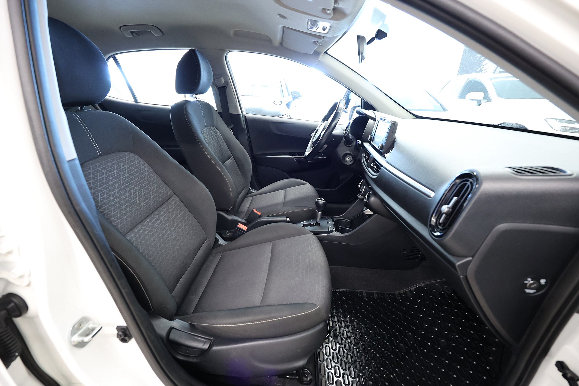 Kia Picanto 1.25 MPI 84hk GLS CarPlay PDC B-Kamera