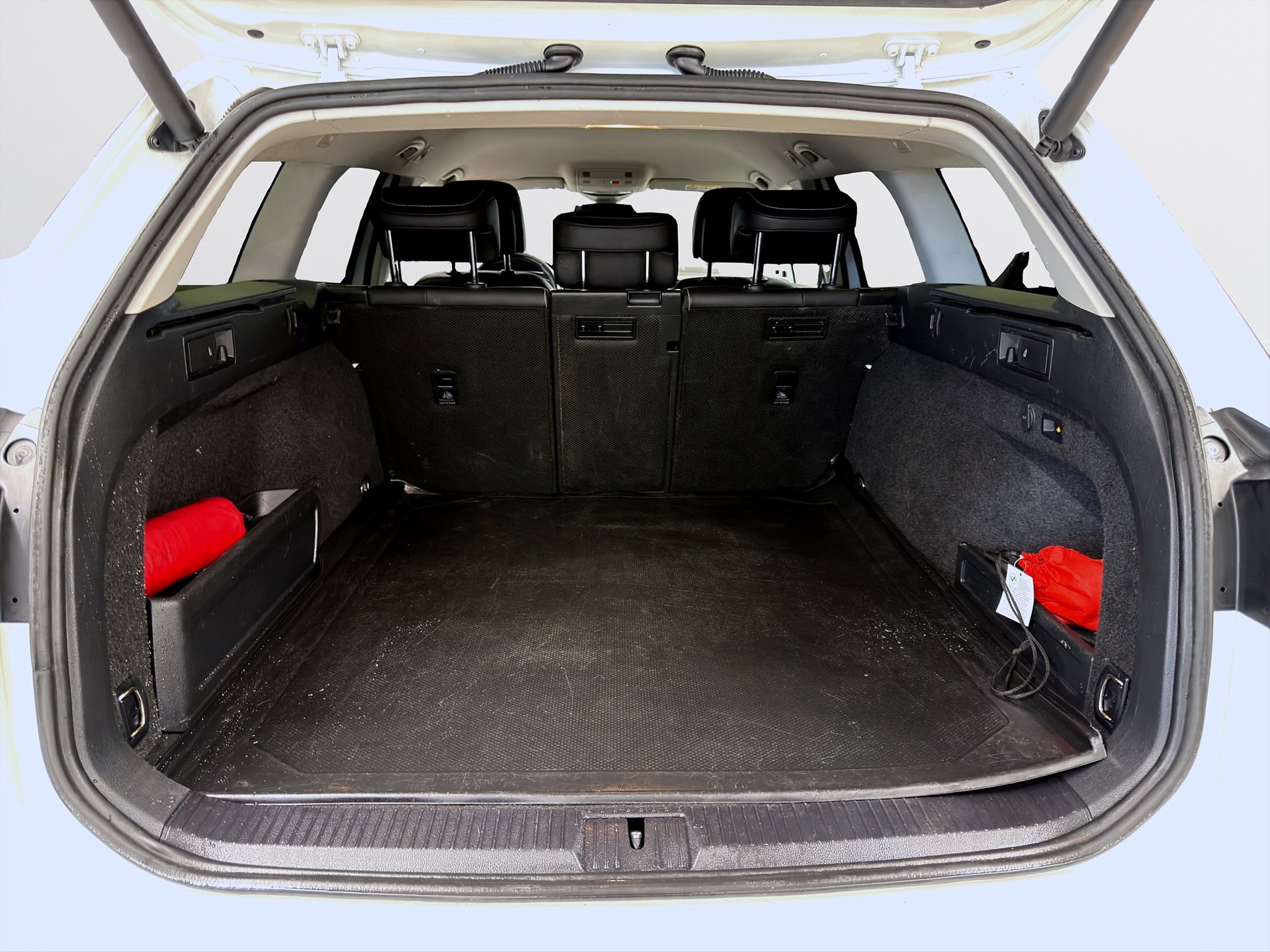 Volkswagen Passat SC GTE 218hk Helg på Moberg! Drag B-Kamera