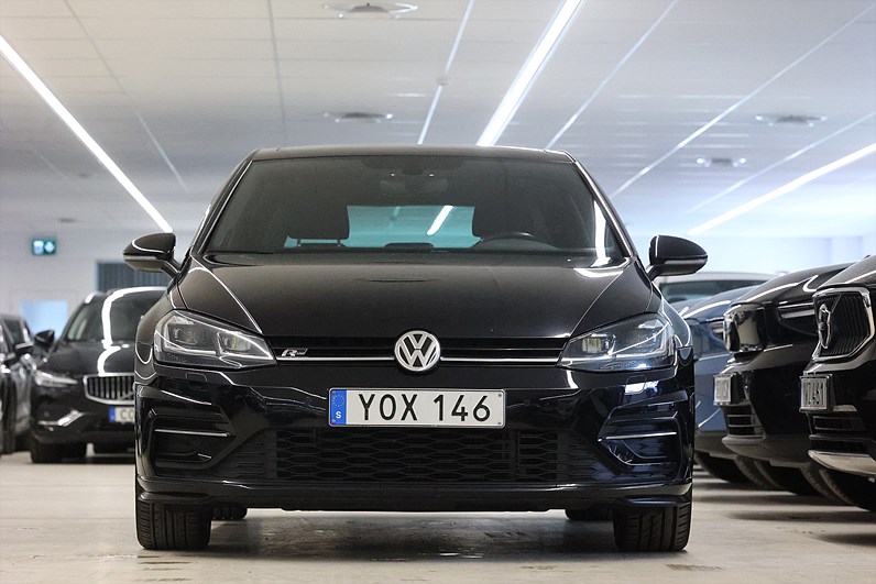 Volkswagen Golf 1.4 TSI 150hk R-Line Dynaudio Pano Värmare