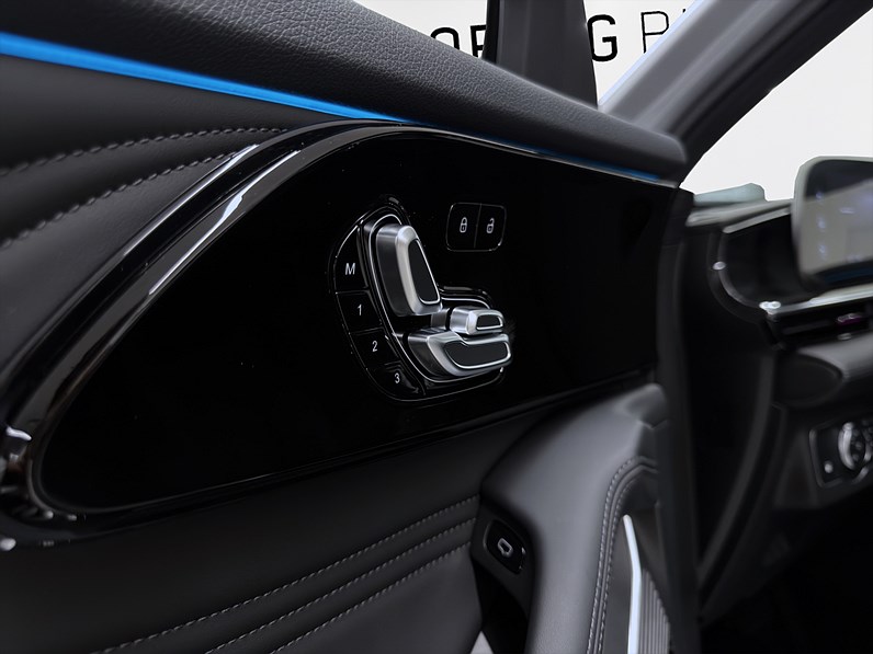 Omoda 9 AWD Super Hybrid *3,99% Ränta * Leveransklar Maxutrustad
