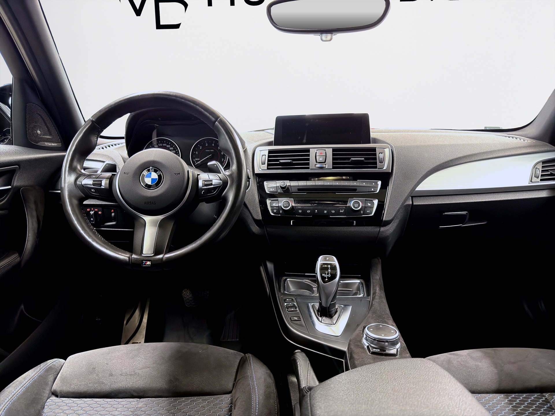BMW M135i xDrive 5-dörrars 326hk M sport H/K Navi B-Kamera PDC