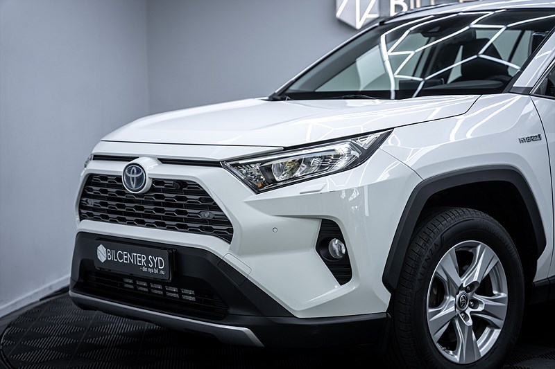 Toyota RAV4 2019 - miniatyr 2