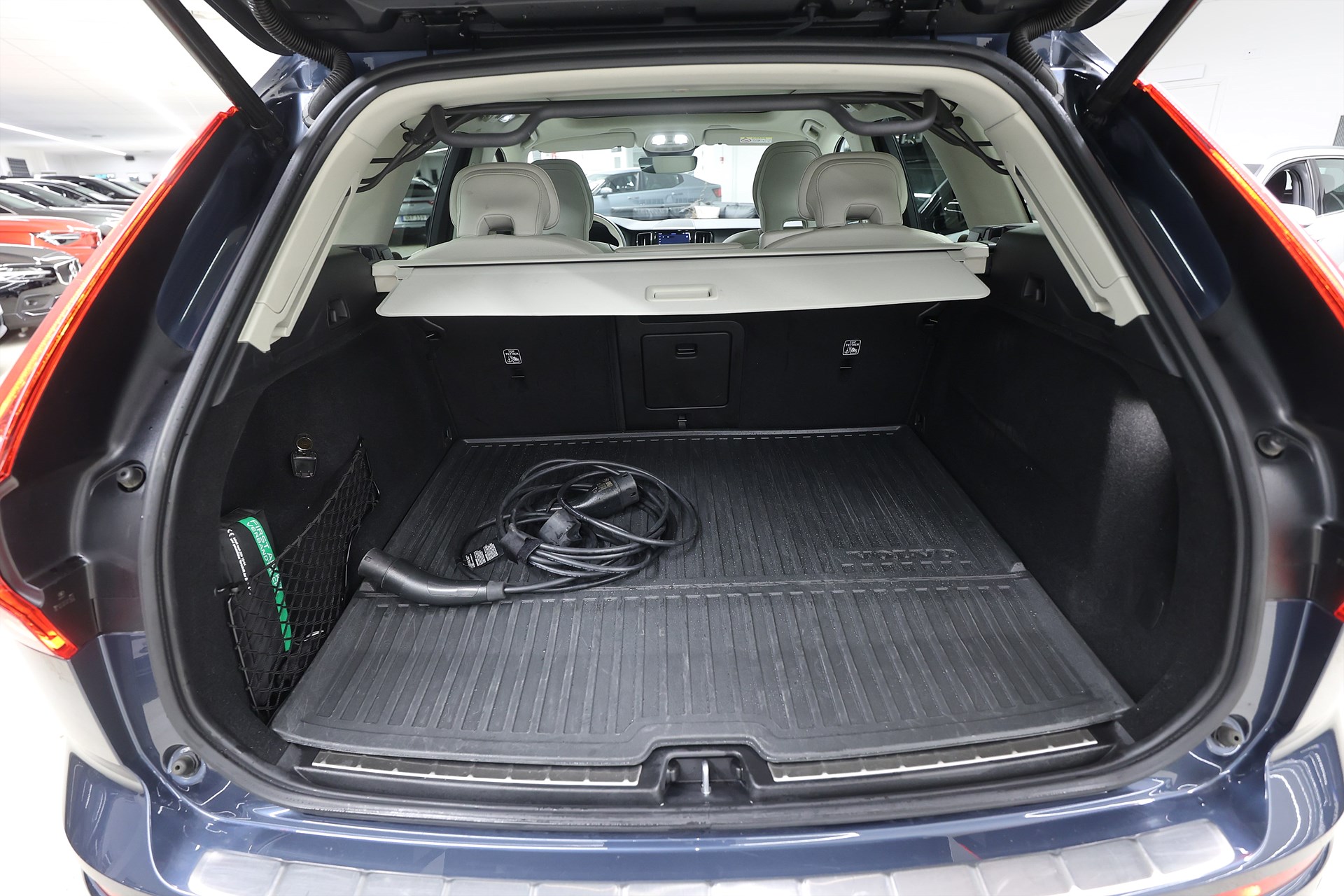 Volvo XC60 Recharge T6 AWD 350hk *Kampanj!* Core Pano H/K 360° Läder