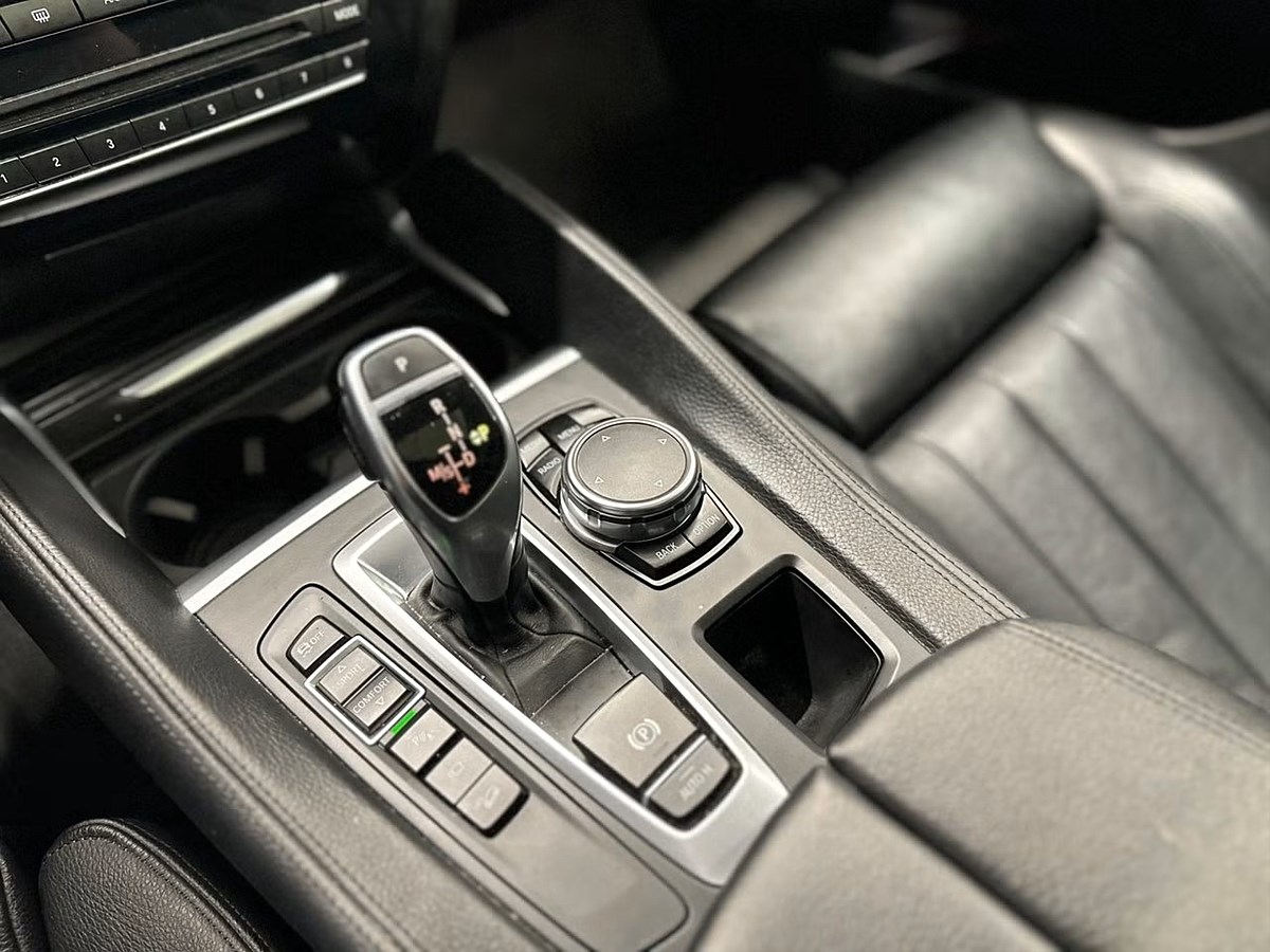 BMW X6 – bild 24